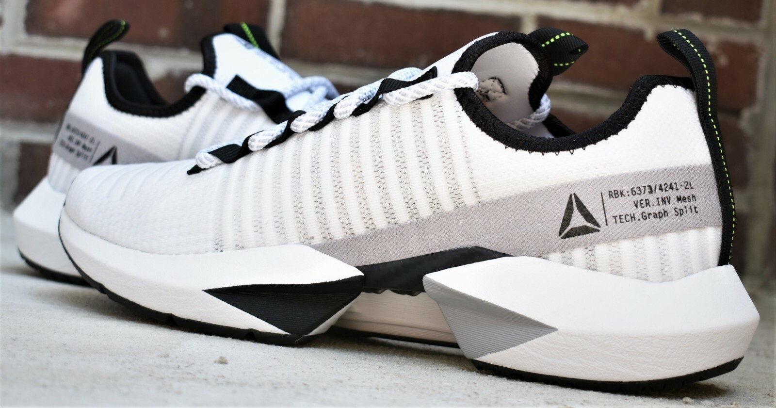 cool mens running shoes